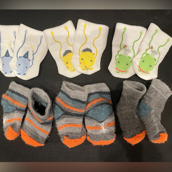 Smart Wool & Squid Socks Luxe 0-3 month/newborn sock bundle! GUC - Picture 2 of 5